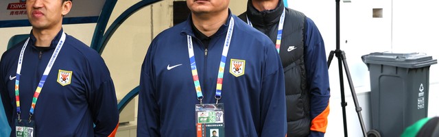 宝威体育登录入口-宿茂臻总结1-4输球，解释克雷桑为何没首发，回应三后卫体系问题|中超联赛|山东泰山|青岛海牛|比赛|对手_新浪体育_新浪新闻