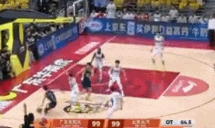宝威体育官方入口-1-1！绝杀！压哨绝杀啊！最刺激的季后赛...